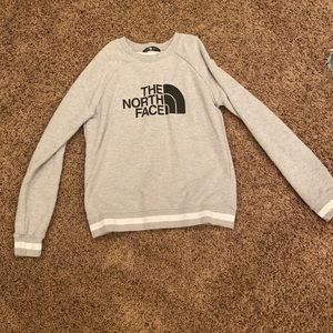 Retro north face crew neck